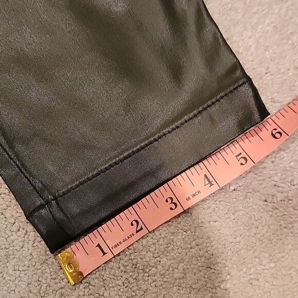 Kut from the Kloth pleated faux leather pants - Picture 6 of 12